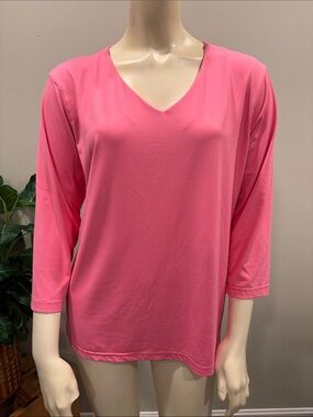 LULU-B Coral Tailored V-Neck 3/4 Sleeve Top